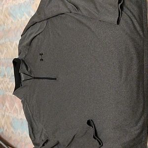 Very nice mens Pullover lonskeeve quarter zip Under Armour sz 2XL